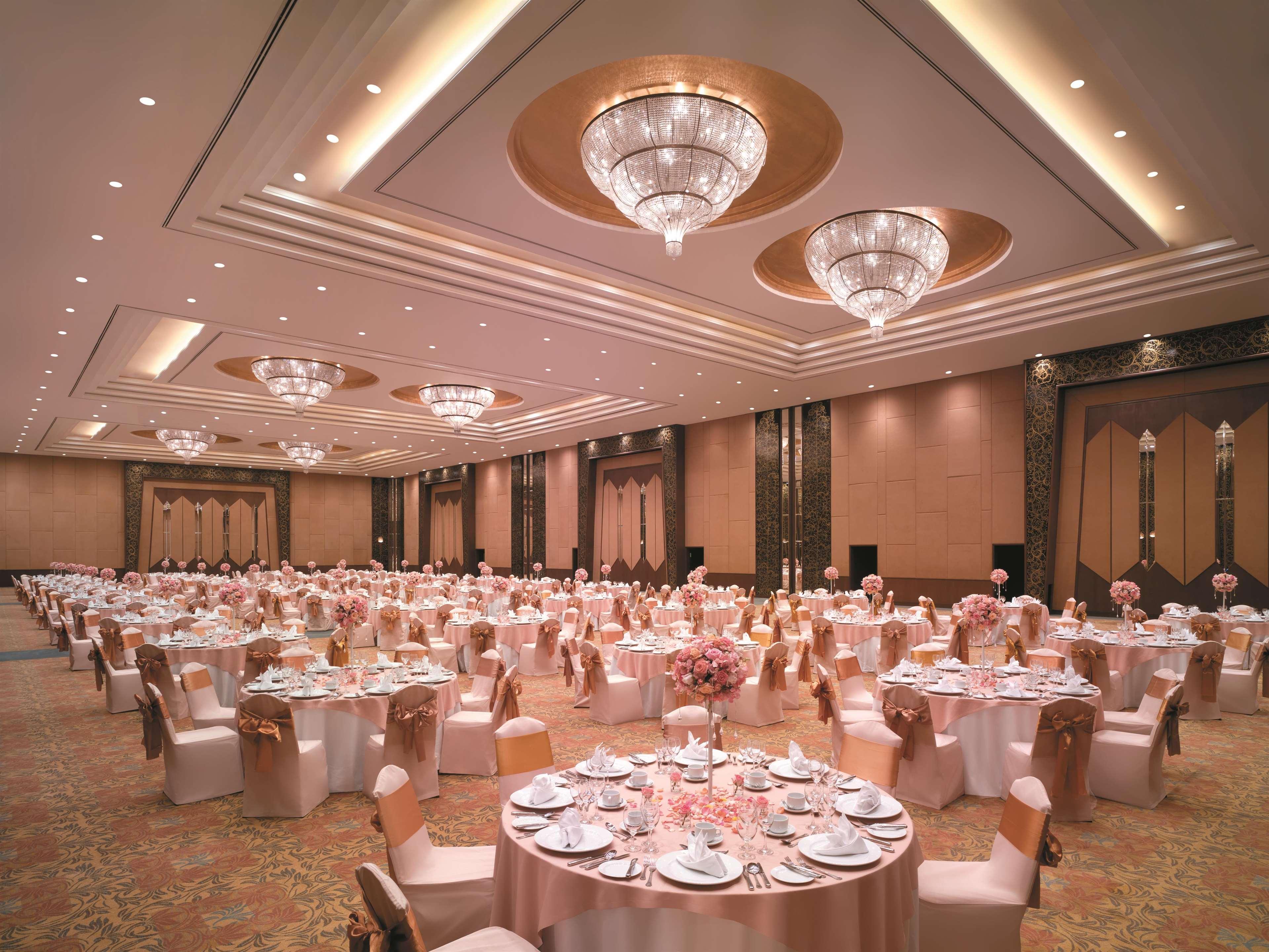 Tempat peranginan Shangri-la 5*